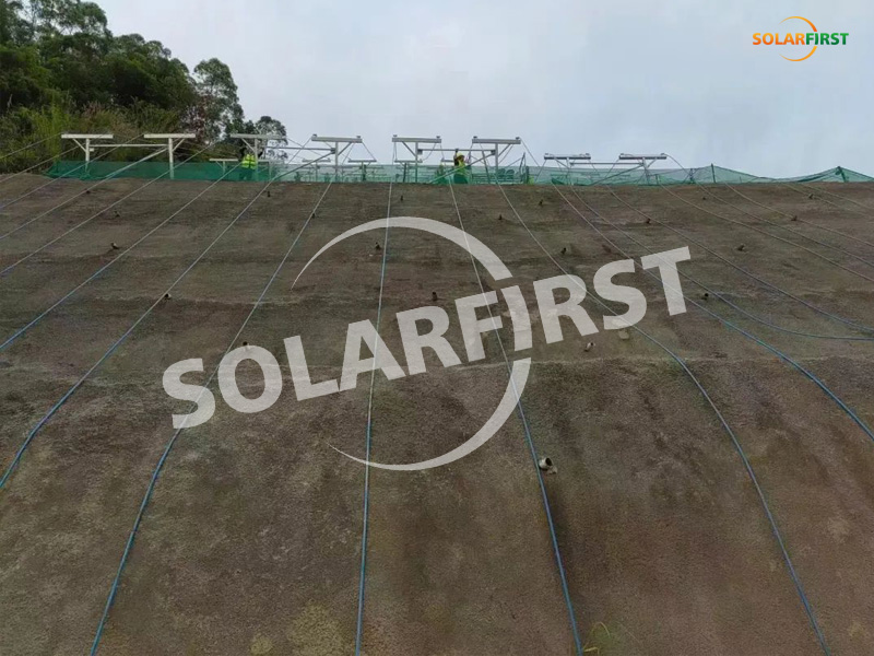 3MW water-solar hybrid photovoltaic project