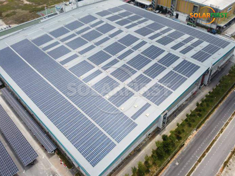 4..4MWp Solar Metal Roof Power Station in Malaysia