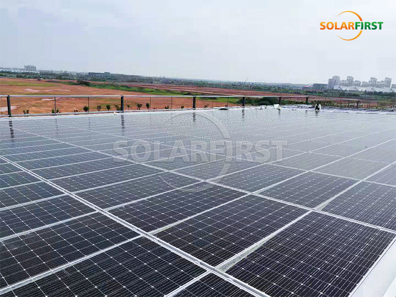 2.1MWp Solar BIPV Roof Solution in China